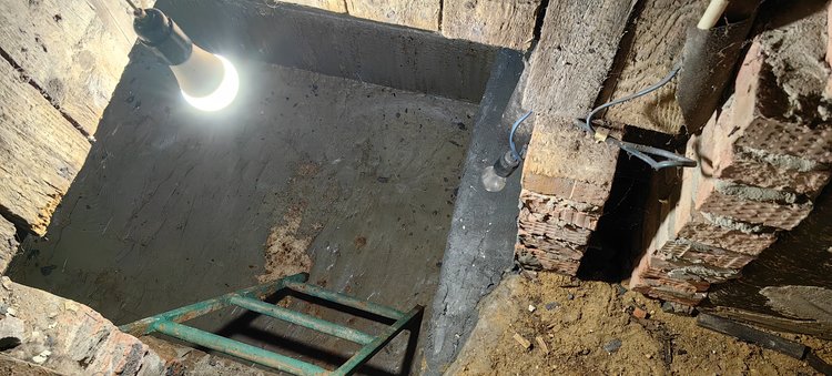 Как безопасно обработать погреб серной шашкой в августе: пошаговое руководство