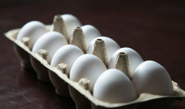 От накрутки цен на яйца и сливочное масло к Пасхе предупредила ФАС ретейлеров