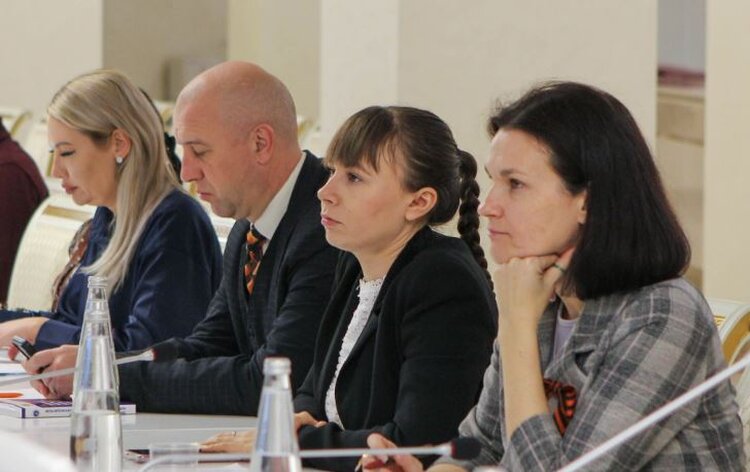 В СтГАУ на международной конференции обсудили защиту растений с ИИ и российскую торговлю зерном - фото