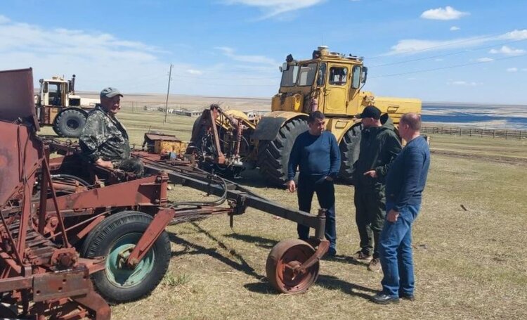 Аграрии Забайкальского округа с крупнейшей посевной площадью приступили к яровому севу 2026