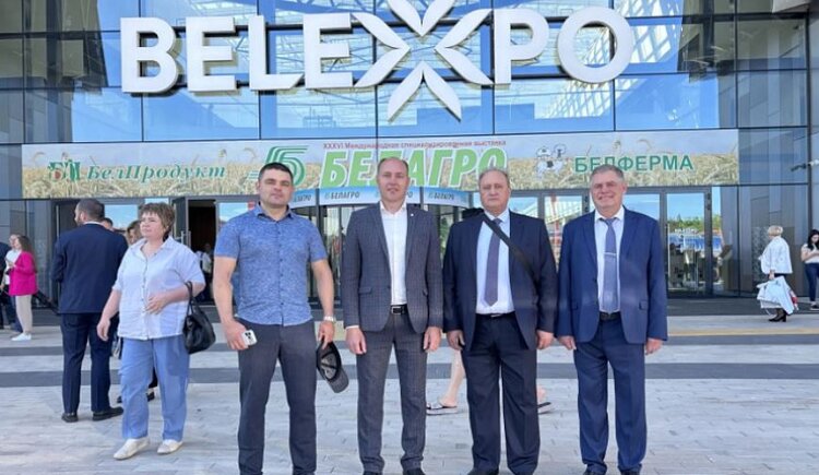 Делегация Алтайского края на выставке «БЕЛАГРО-2026» провела переговоры с белорусскими производителями сельхозтехники