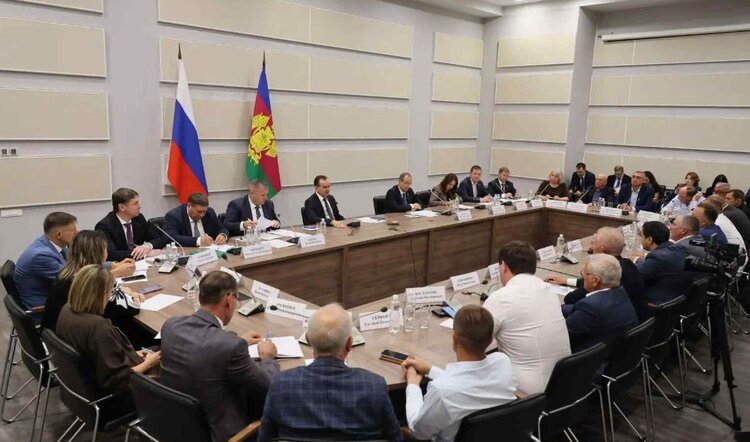 Кубанские фермеры поблагодарили губернатора за ЧС, дополнительных 5 млрд рублей и погектарную субсидию на озимый сев