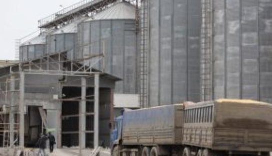 Через махачкалинский порт в Иран в ноябре отправлено свыше 80 тысяч тонн зерна - фото