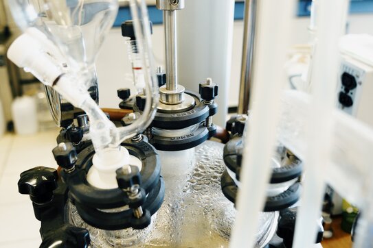 «Химия» плюс «биология» - фото