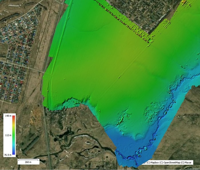 Modelo digital del terreno (DTM) de tierras de cultivo tomadas con Zenmuse L1