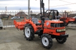 Трактор Kubota GT3D - фото