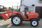 Трактор Kubota X20D - фото