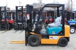 Вилочный погрузчик Komatsu FG15 - фото