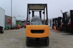 Вилочный погрузчик Komatsu FG15 - фото
