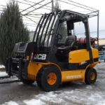 Компактный погрузчик JCB TLT 25C - фото
