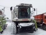 Зерноуборочные комбайны Claas Mega 350 - фото