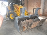 Погрузчики-экскаваторы New Holland LB 110 - фото