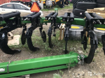 Техника для обработки почвы John Deere Глубокорыхлитель 915 - фото