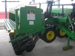 Сеялка John Deere 455 - фото