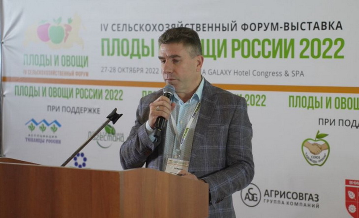 евгений новиков