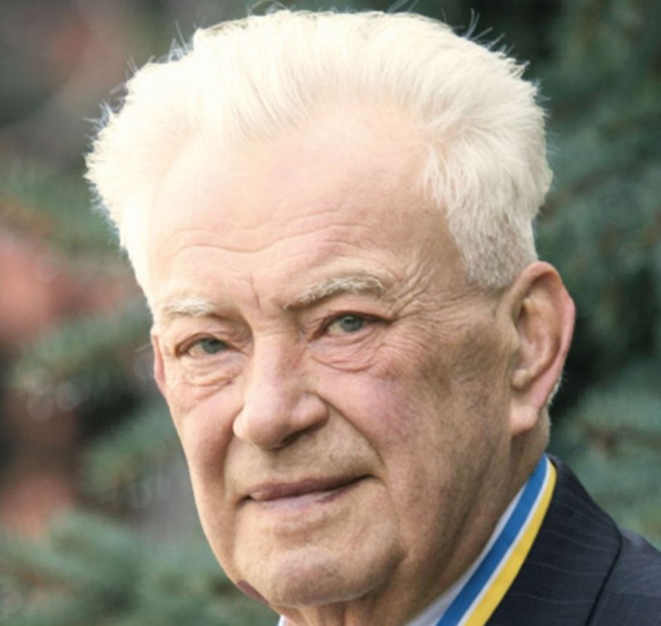 юрий песков