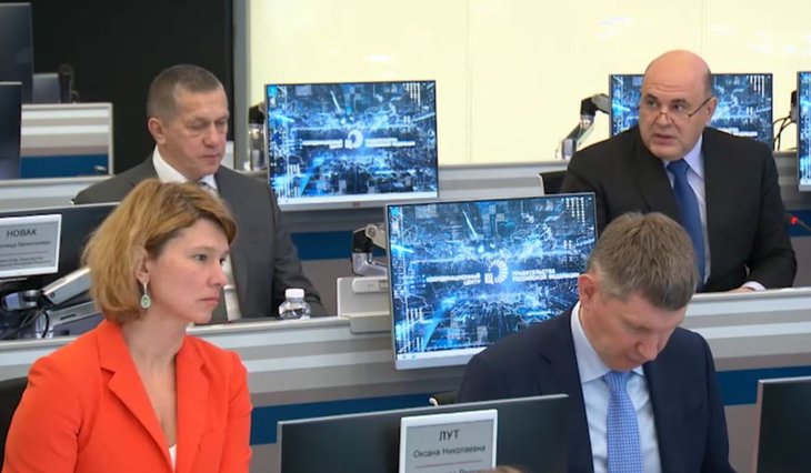 Программу переоснащения каждому научному селекционному центру предложил запустить глава Ростовской области