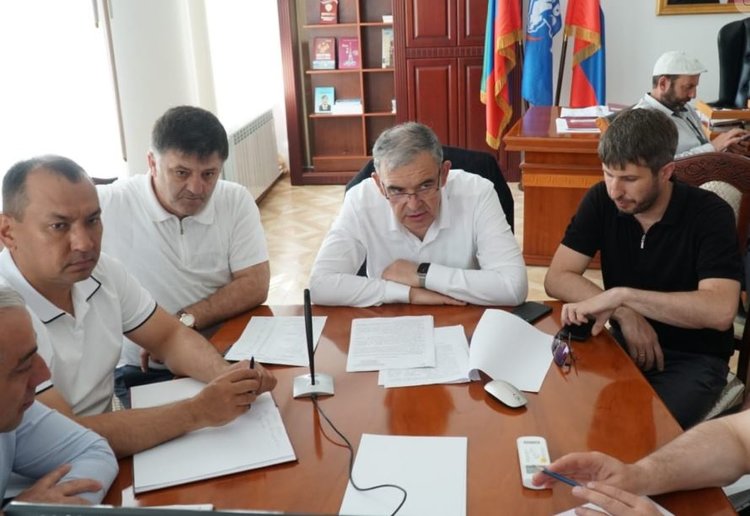 В Дагестане увеличили площадь под рисом и в 3 раза больше выделили средств на борьбу с саранчой