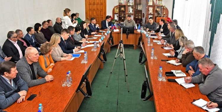 В ЛНР идет ранневесенняя подкормка озимых: под урожай 2025 посеяно больше в сравнении с прошлым годом