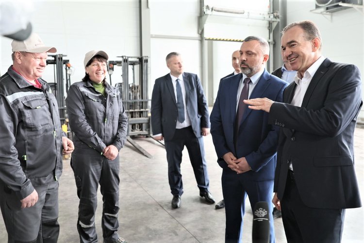 Мощности комплекса по подготовке семян в Тихорецком районе Кубани проинспектировал губернатор