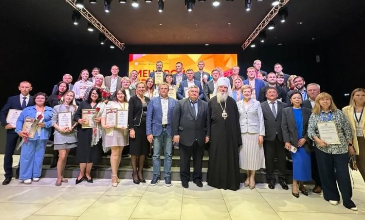 На закрытии Международной агропромышленной выставки «Меновой двор-2025» наградили победителей Всероссийского конкурса «100 лучших товаров России»