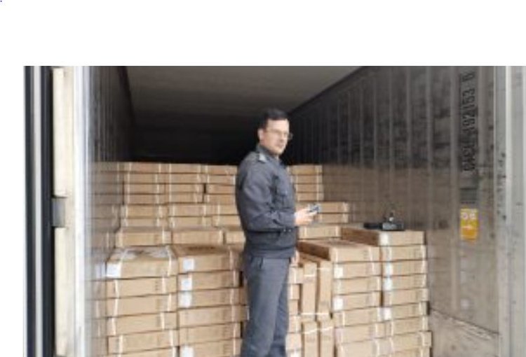 Крупные партии рыбной продукции стабильно отправляются в российские регионы с хабаровской станции Ванино