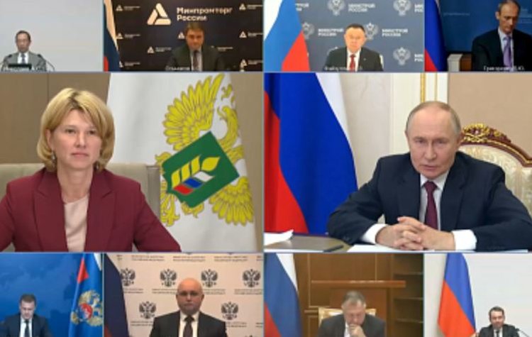 Об успехах российского АПК Владимиру Путину доложила глава МСХ РФ