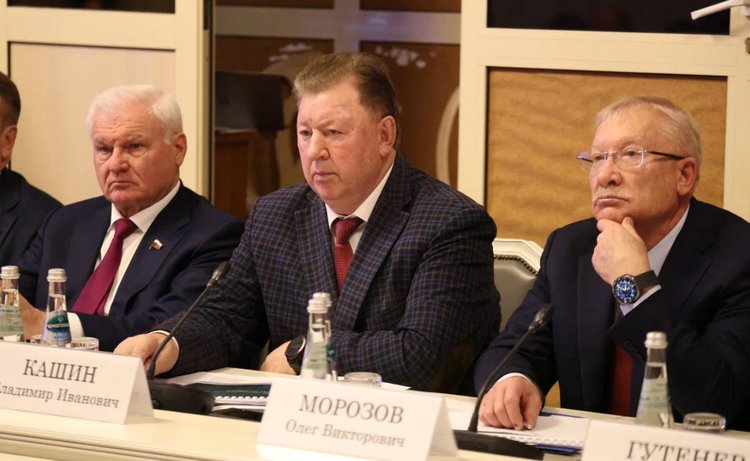 Разобраться с диспаритетом цен в агросекторе призвал Владимир Кашин