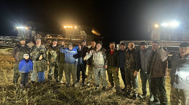 Томские аграрии надеются спасти часть урожая, укрытого снегом