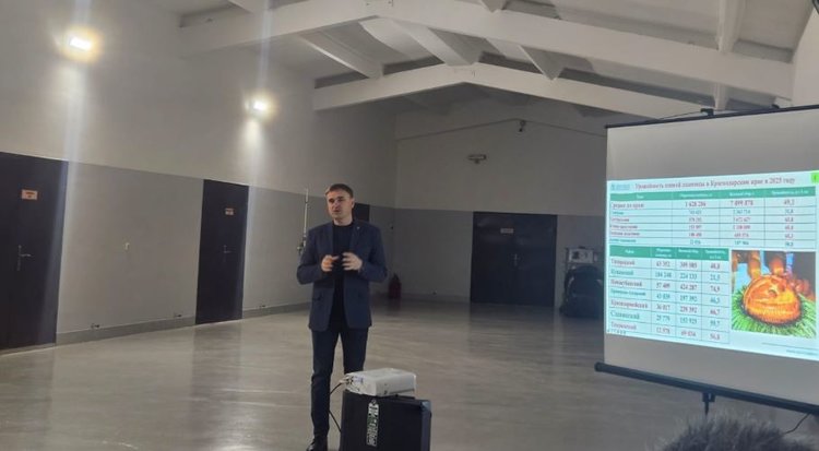 Многие ростовские аграрии этой осенью при посеве озимой пшеницы селекции НЦЗ Лукьяненко решили сэкономить на удобрениях - фото