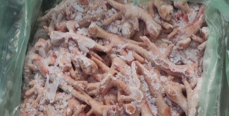 Кировская область оценила выгоду поставок куриных лапок в Китай - фото