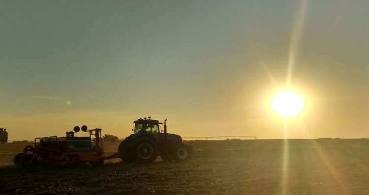 Аргентинские ученые рекомендовали своим фермерам российский GLONASS на фоне участившихся солнечных бурь - фото