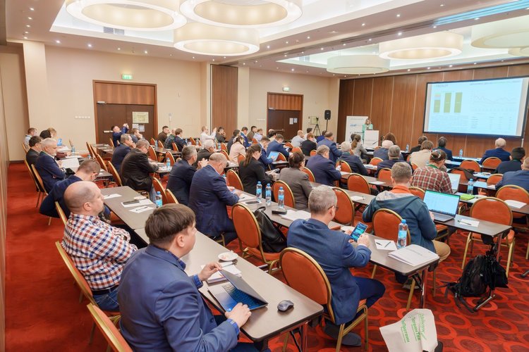 Форум «Грэйнтек 2025» определил два стратегических пути монетизации рекордных урожаев зерна в России: биотопливо или высокотехнологичная биохимия