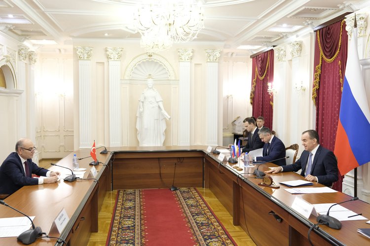 Краснодарский край готов поставлять в Турцию больше продукции АПК и рассматривать совместные проекты