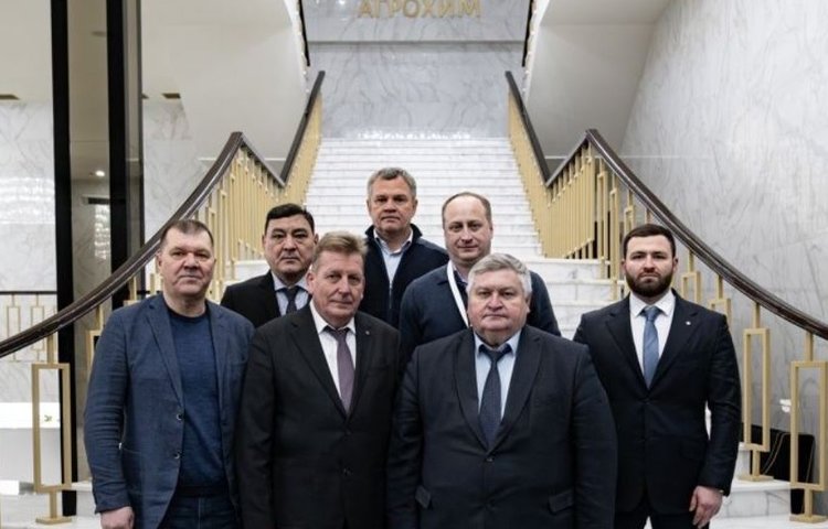 Делегации Оренбургской области представили современные НАНОформуляции Щелково Агрохим