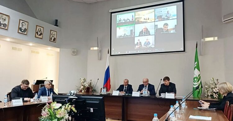 Вопрос обеспечения семенами сибирского АПК рассмотрели в Краснообске - фото