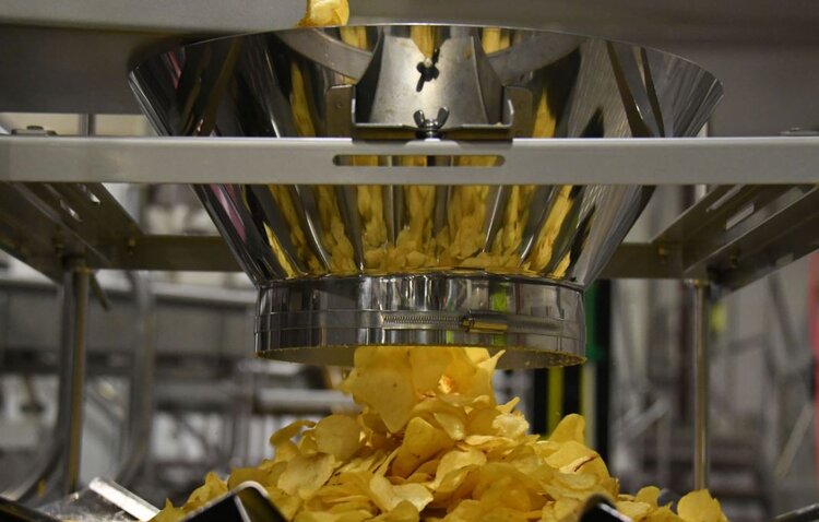 С 1 апреля в России вступит в силу ГОСТ на чипсы: к этому готовятся предприятия Подмосковья