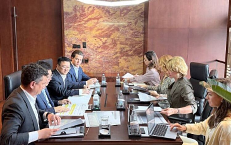 Оксана Лут обсудила с руководством китайской компании EPPEN перспективы совместных проектов в АПК - фото