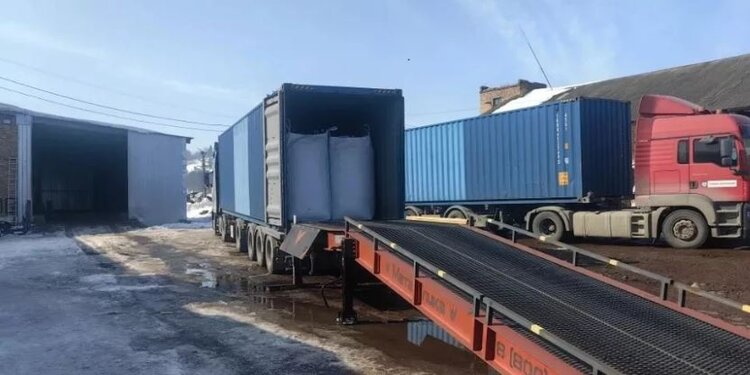 Поставки масличного льна в Китай начались с обновленного элеватора в Башкортостане