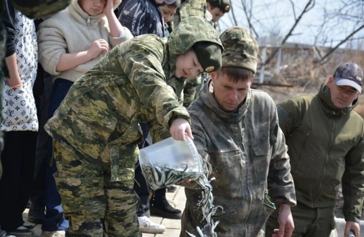 Приморские рыбопромышленники увеличивают численности кеты регулярным выпуском молоди