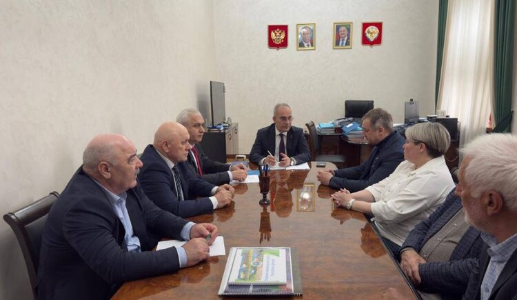 Дагестанские пчеловоды увеличивают пасеки с господдержкой и производство мёда ежегодно растёт - фото