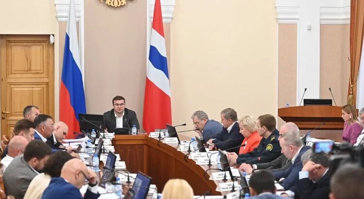 Круглогодичный тепличный комплекс в Омской области за 10 млрд рублей откроется в 2027 году - фото