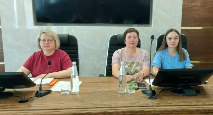 Для борьбы с саранчовыми аграрии Ставропольского края получили инсектицид бесплатно