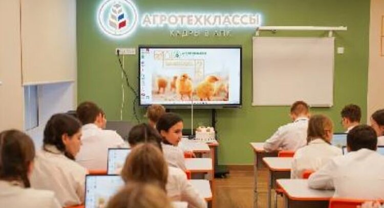 В Саратовской области школьников научат агрогенетике, селекции и птицеводству - фото