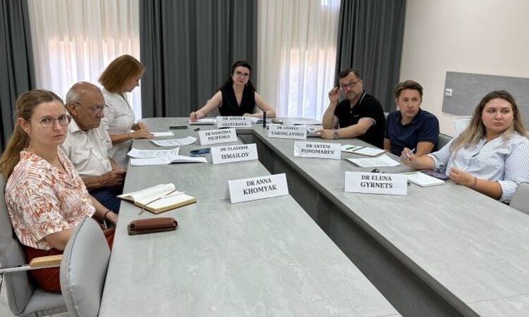 Гибридное удобрение из микробов и минеральных нутриентов создают ученые России и Индии