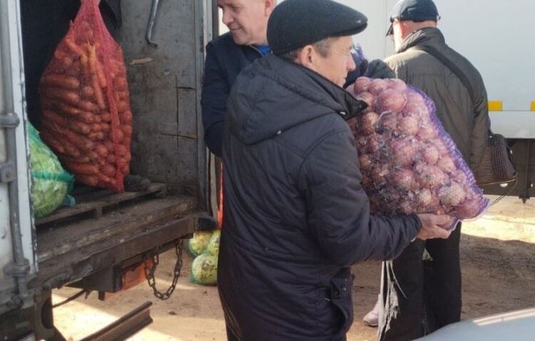 Более 3 тысяч жителей Забайкалья, пострадавших от паводков, получат овощные наборы. Это дачники и владельцы частных подворий - фото