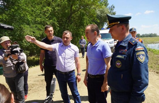 Вода перестала заливать фермерские поля в Крымском районе Кубани 