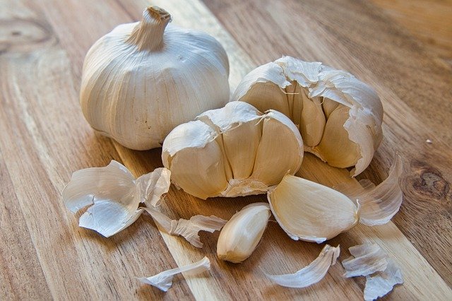 посадка чеснока с картошкой
