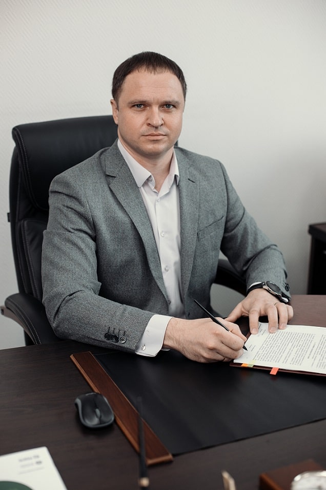 роман бердников