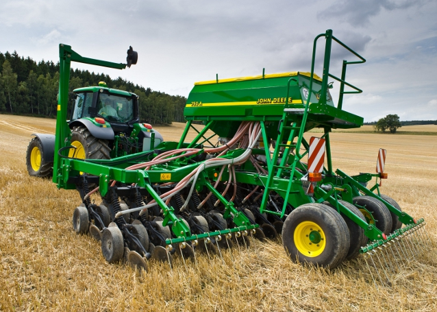 John Deere 750A